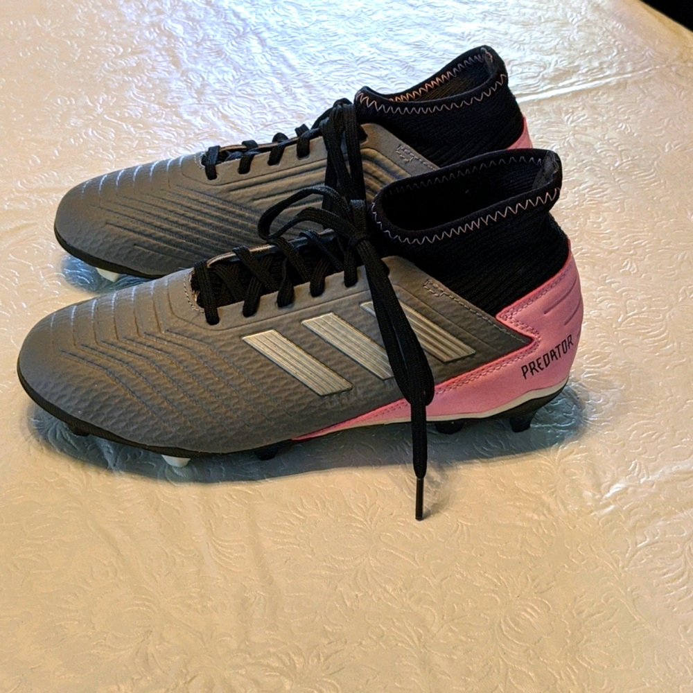 ADIDAS PREDATOR 19.3 FG W CLEATS SZ 5
